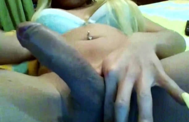 content/2015-09-27selfie-bed-bluebra-v/4.jpg